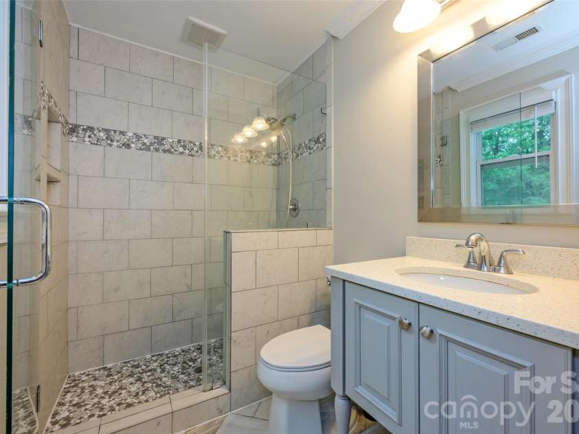 6060 Acadian Woods Drive, Charlotte, NC 28227.  MLS# CAR4385264, YatesRealty ID 38740. 