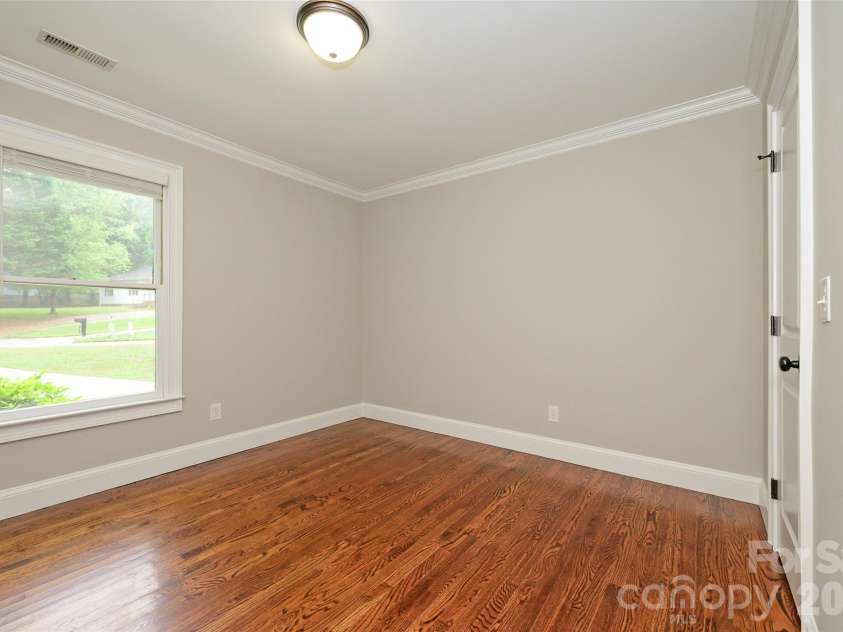6060 Acadian Woods Drive, Charlotte, NC 28227.  MLS# CAR4385264, YatesRealty ID 38740. 