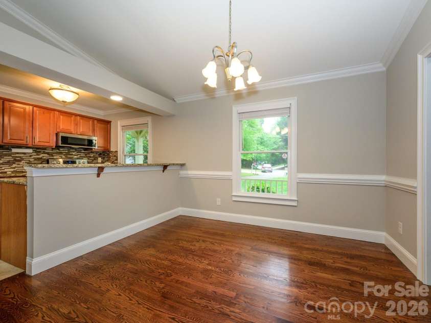 6060 Acadian Woods Drive, Charlotte, NC 28227.  MLS# CAR4385264, YatesRealty ID 38740. Dining Area