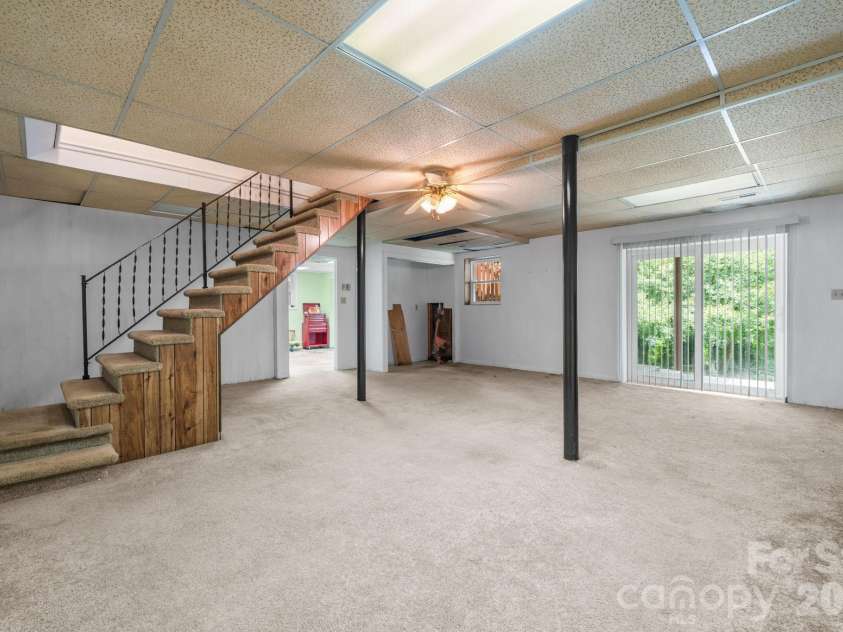 2428 Cedar Valley Drive, Conover, NC 28613.  MLS# CAR4402625, YatesRealty ID 38741. 
