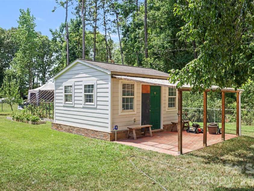 6605 Rose Drive, Indian Trail, NC 28079.  MLS# CAR4404078, YatesRealty ID 38742. 