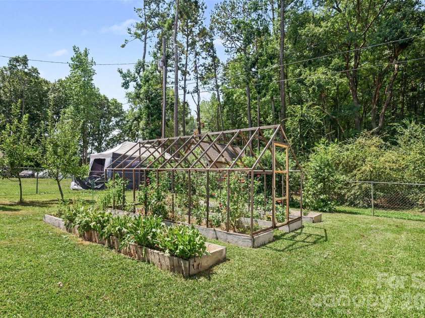 6605 Rose Drive, Indian Trail, NC 28079.  MLS# CAR4404078, YatesRealty ID 38742. 