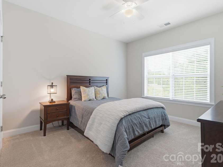 2498 Creekview Drive, Waxhaw, NC 28173.  MLS# CAR4403049, YatesRealty ID 38743. 