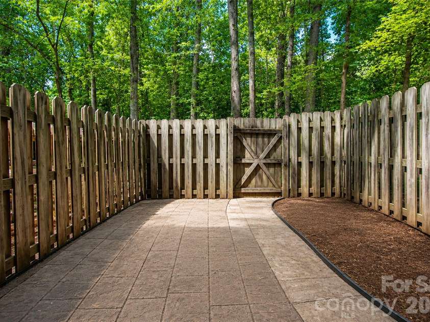 1231 Scaleybark Road, Charlotte, NC 28209.  MLS# CAR4398177, YatesRealty ID 38744. Edited photo