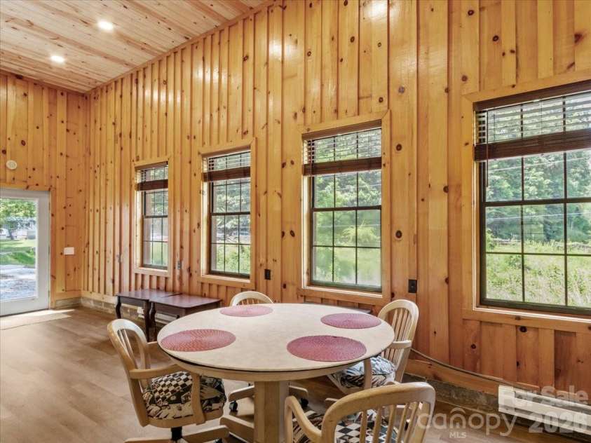323 McCurrey Road, Burnsville, NC 28714.  MLS# CAR4400496, YatesRealty ID 38746. 