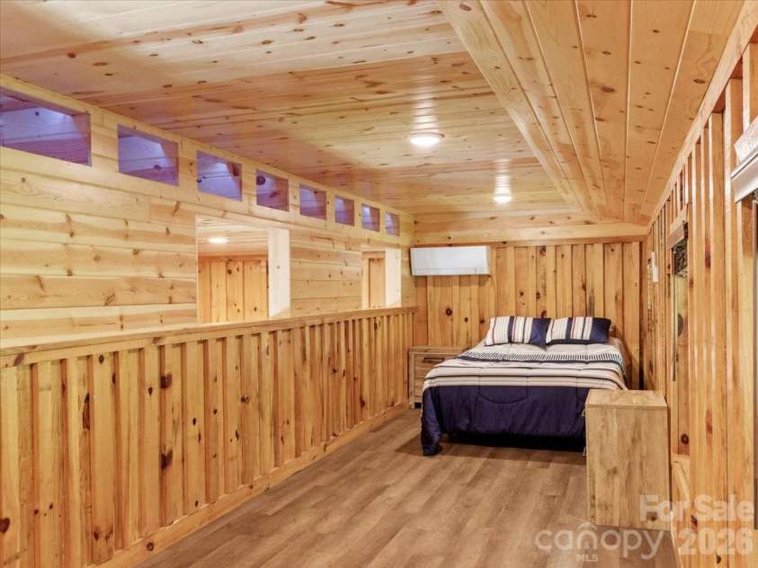 323 McCurrey Road, Burnsville, NC 28714.  MLS# CAR4400496, YatesRealty ID 38746. 
