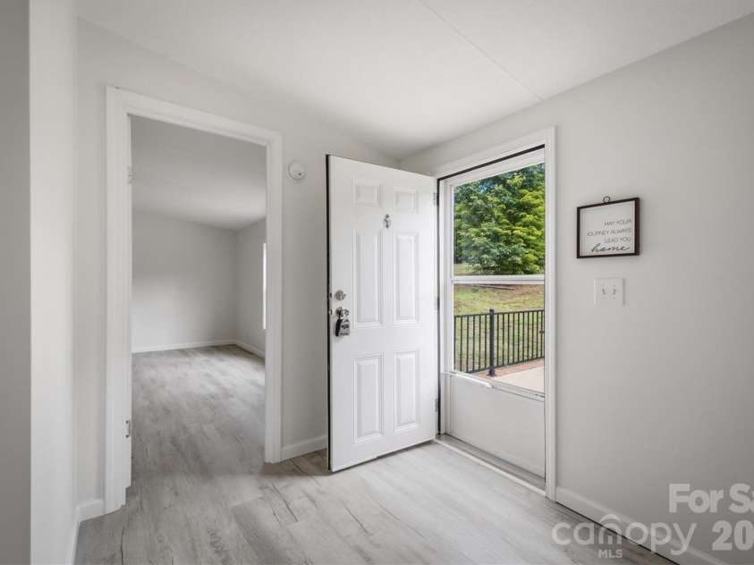 2688 Kite Drive, Lenoir, NC 28645.  MLS# CAR4402263, YatesRealty ID 38749. 