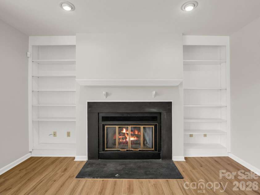 303 Golfside Drive, Flat Rock, NC 28731.  MLS# CAR4352629, YatesRealty ID 3875. Living Room