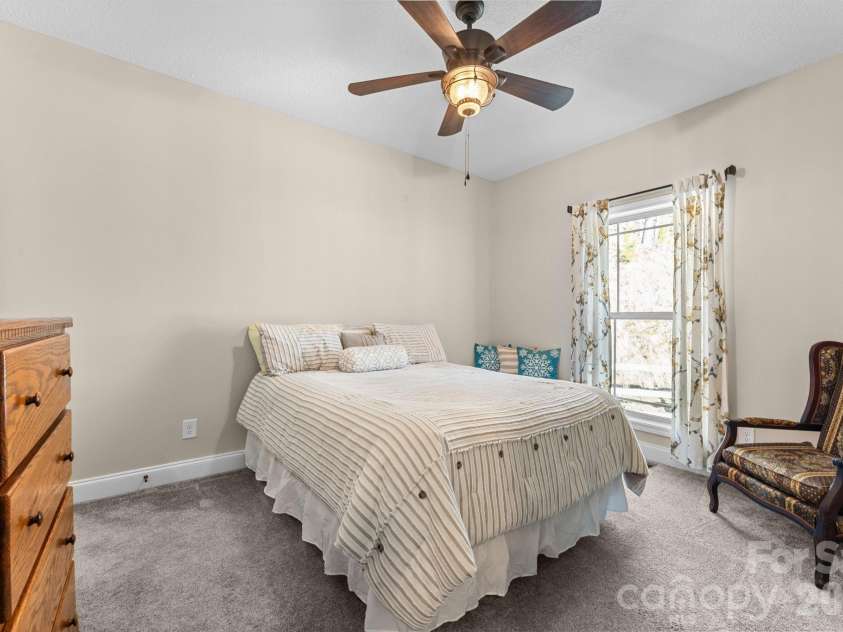 410 Moonlight Trail, Bryson City, NC 28713.  MLS# CAR4341559, YatesRealty ID 3875. 