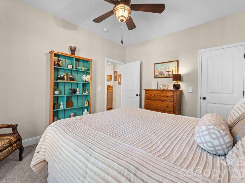 410 Moonlight Trail, Bryson City, NC 28713.  MLS# CAR4341559, YatesRealty ID 3875. 