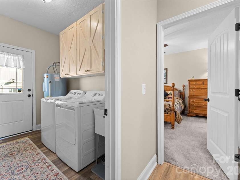 410 Moonlight Trail, Bryson City, NC 28713.  MLS# CAR4341559, YatesRealty ID 3875. 