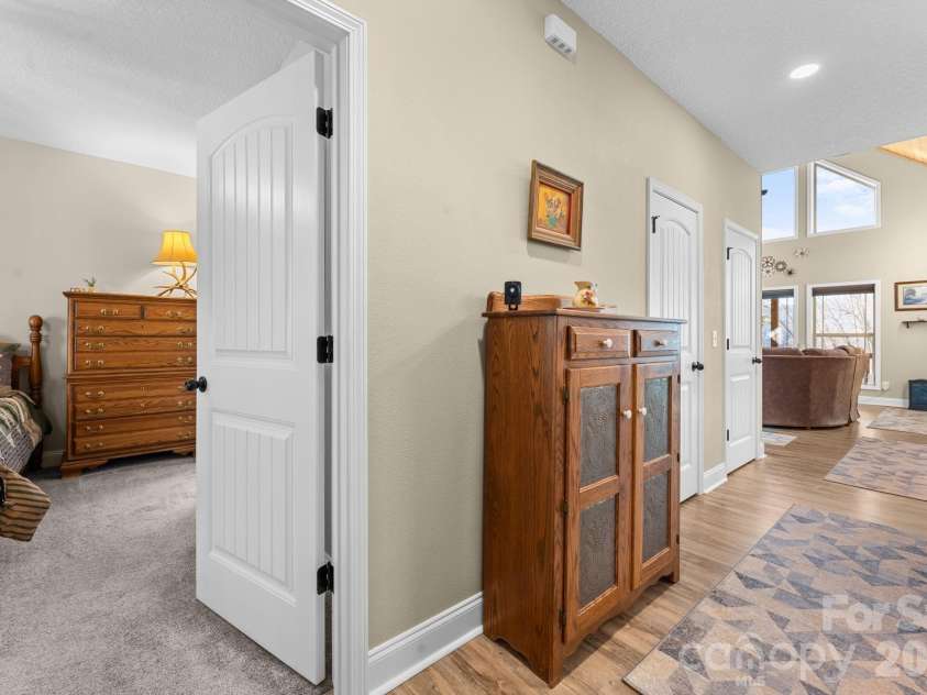 410 Moonlight Trail, Bryson City, NC 28713.  MLS# CAR4341559, YatesRealty ID 3875. 