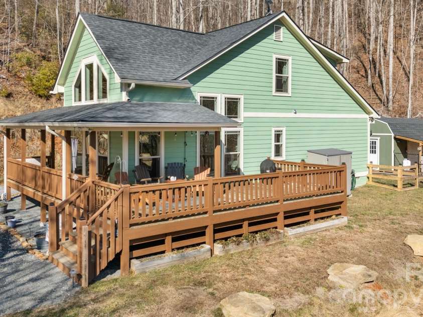 410 Moonlight Trail, Bryson City, NC 28713.  MLS# CAR4341559, YatesRealty ID 3875. 