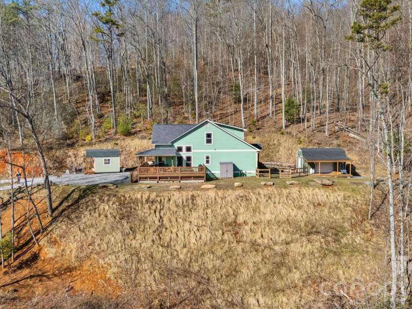 410 Moonlight Trail, Bryson City, NC 28713.  MLS# CAR4341559, YatesRealty ID 3875. 