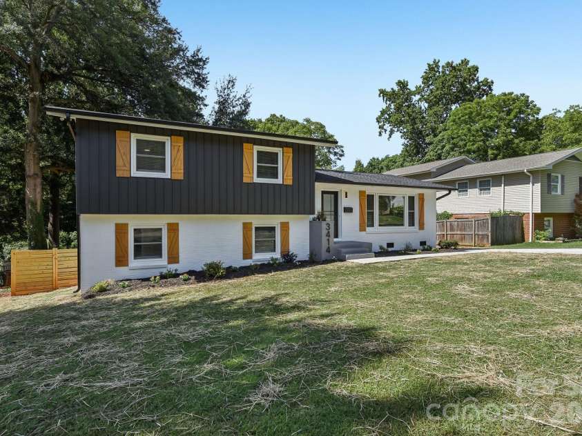 3414 Winterfield Place, Charlotte, NC 28205.  MLS# CAR4401411, YatesRealty ID 38750. 