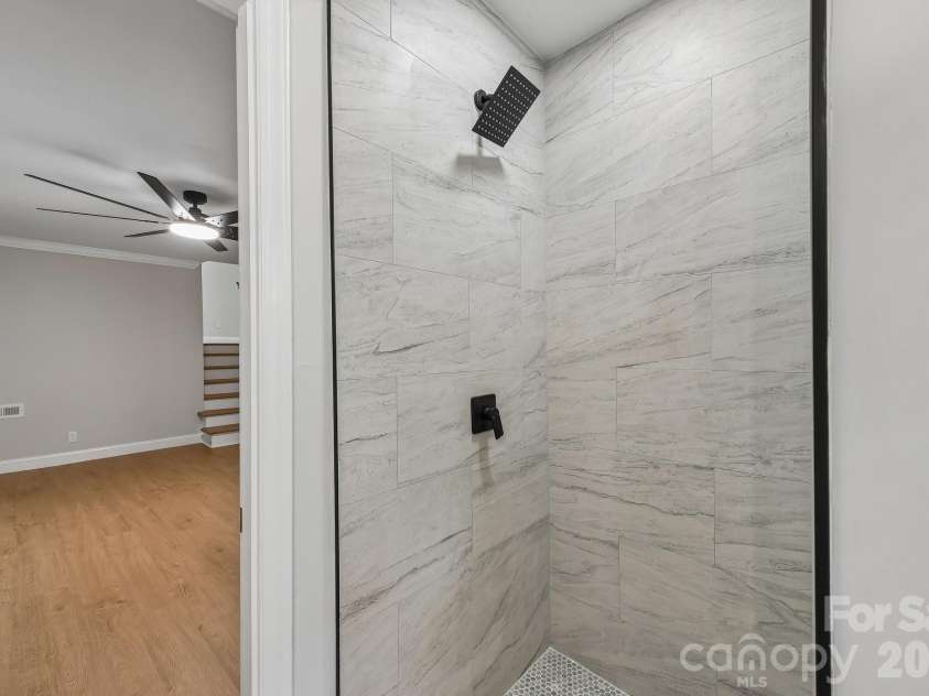 3414 Winterfield Place, Charlotte, NC 28205.  MLS# CAR4401411, YatesRealty ID 38750. 