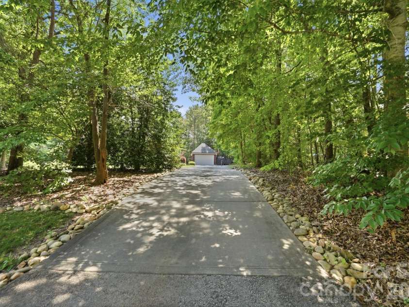 832 Savile Lane, Fort Mill, SC 29715.  MLS# CAR4401488, YatesRealty ID 38752. 