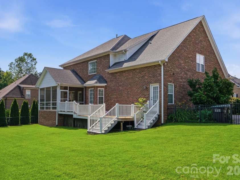 5508 Tillery Lane, Gastonia, NC 28056.  MLS# CAR4391366, YatesRealty ID 38754. 
