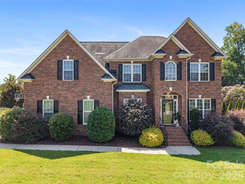 5508 Tillery Lane, Gastonia, NC 28056.  MLS# CAR4391366, YatesRealty ID 38754. 