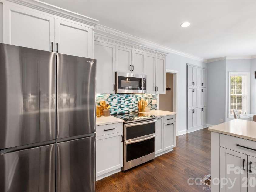 5508 Tillery Lane, Gastonia, NC 28056.  MLS# CAR4391366, YatesRealty ID 38754. Kitchen