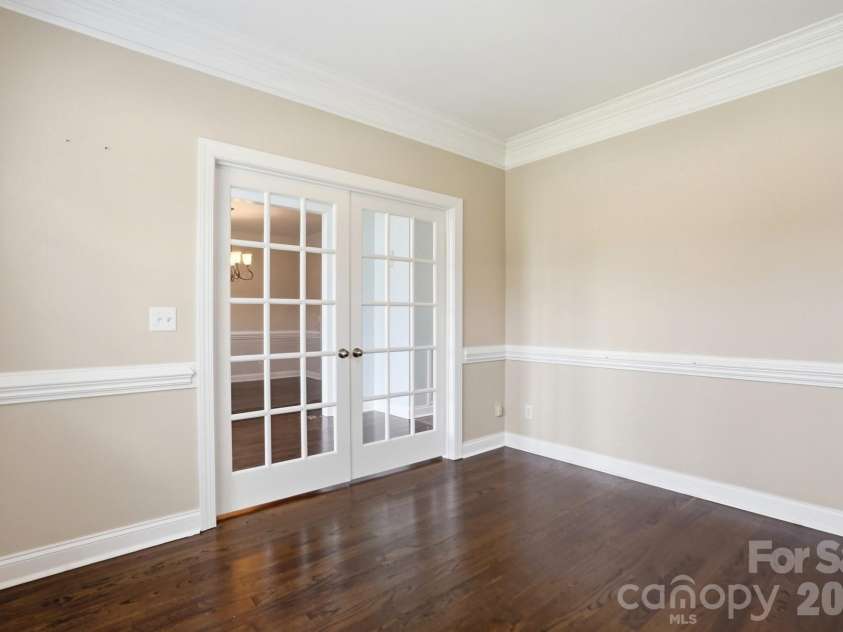 5508 Tillery Lane, Gastonia, NC 28056.  MLS# CAR4391366, YatesRealty ID 38754. Office