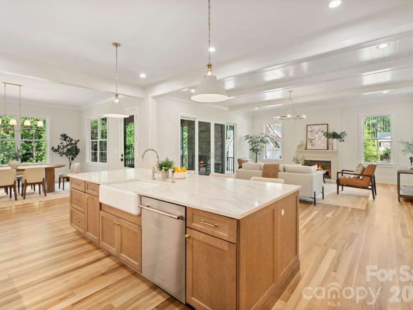 8022 Gulf Creek Road, Lancaster, SC 29720.  MLS# CAR4403742, YatesRealty ID 38755. Kitchen