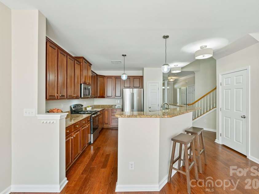 20524 Harbor View Drive, Cornelius, NC 28031.  MLS# CAR4400251, YatesRealty ID 38757. 