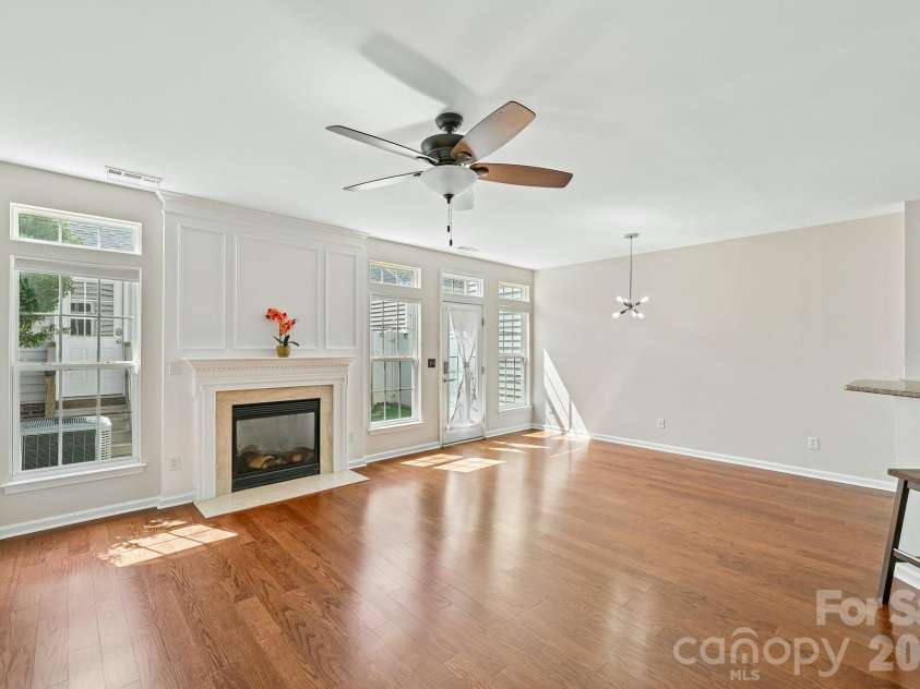20524 Harbor View Drive, Cornelius, NC 28031.  MLS# CAR4400251, YatesRealty ID 38757. 