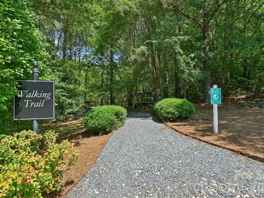 20524 Harbor View Drive, Cornelius, NC 28031.  MLS# CAR4400251, YatesRealty ID 38757. 