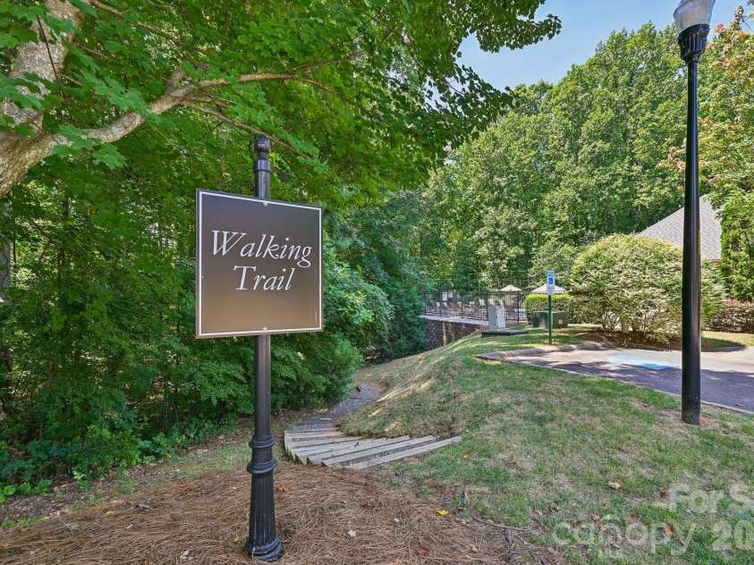 20524 Harbor View Drive, Cornelius, NC 28031.  MLS# CAR4400251, YatesRealty ID 38757. 