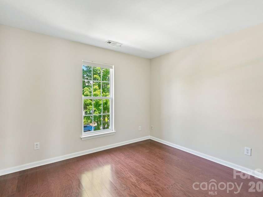 20524 Harbor View Drive, Cornelius, NC 28031.  MLS# CAR4400251, YatesRealty ID 38757. Bedroom #3
