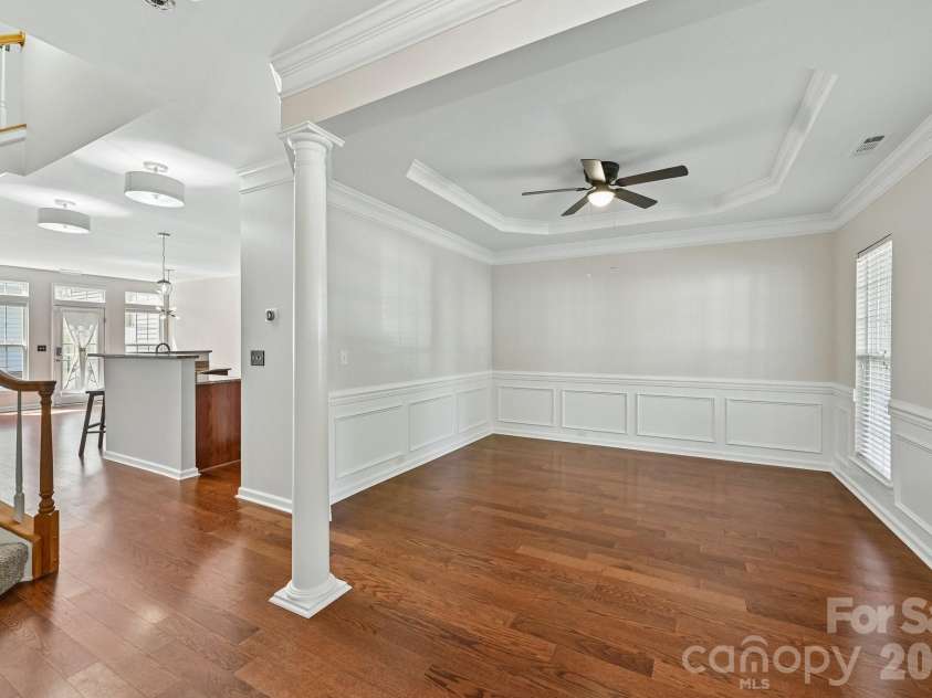 20524 Harbor View Drive, Cornelius, NC 28031.  MLS# CAR4400251, YatesRealty ID 38757. Dining Room