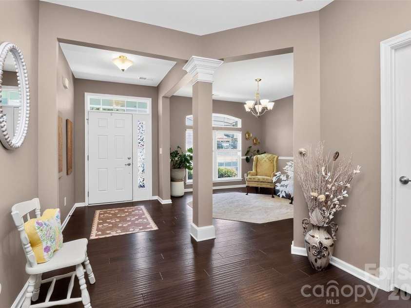 12823 Plumleaf Drive, Charlotte, NC 28213.  MLS# CAR4403899, YatesRealty ID 38759. 