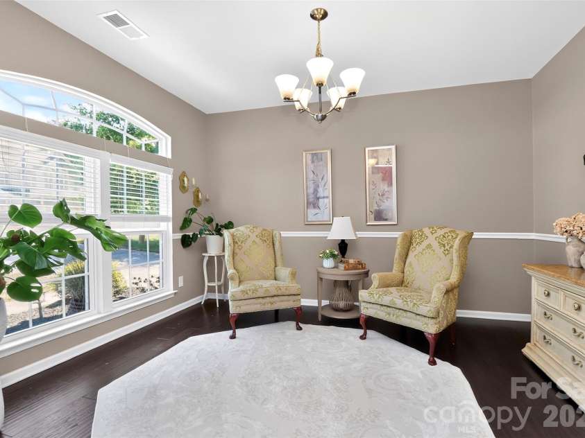 12823 Plumleaf Drive, Charlotte, NC 28213.  MLS# CAR4403899, YatesRealty ID 38759. 
