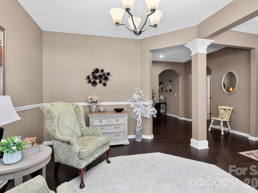 12823 Plumleaf Drive, Charlotte, NC 28213.  MLS# CAR4403899, YatesRealty ID 38759. 