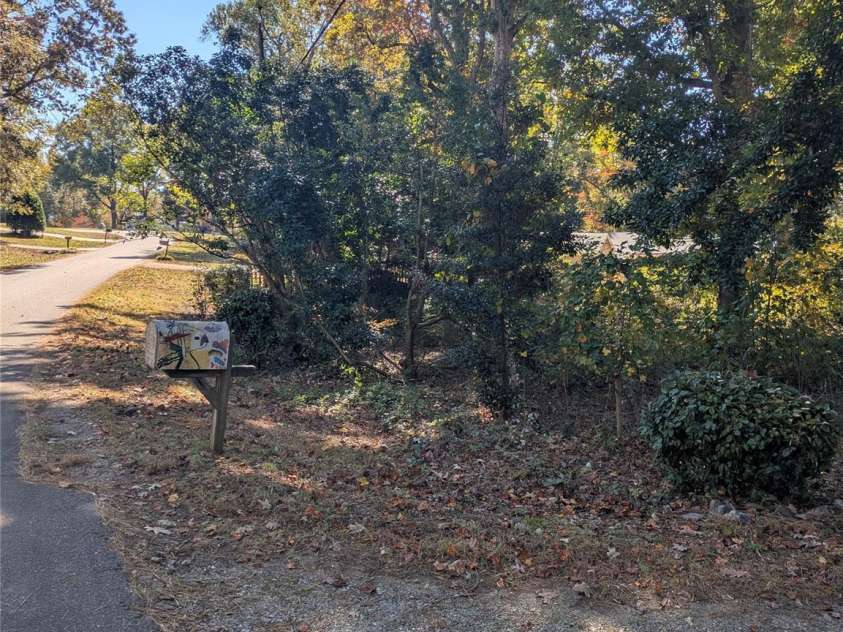 137 Hideaway Lane, Mooresville, NC 28117.  MLS# CAR4313154, YatesRealty ID 3876. 