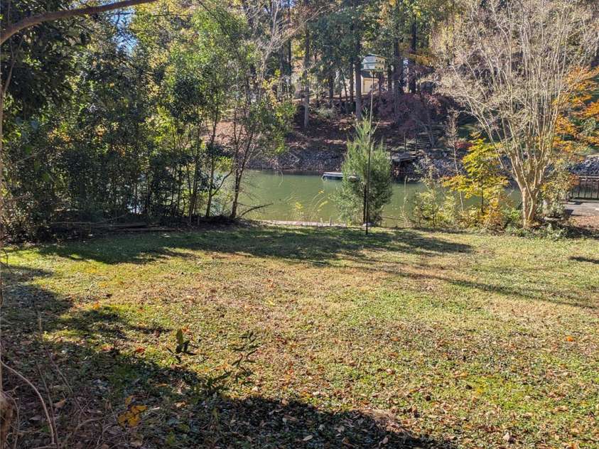 137 Hideaway Lane, Mooresville, NC 28117.  MLS# CAR4313154, YatesRealty ID 3876. 