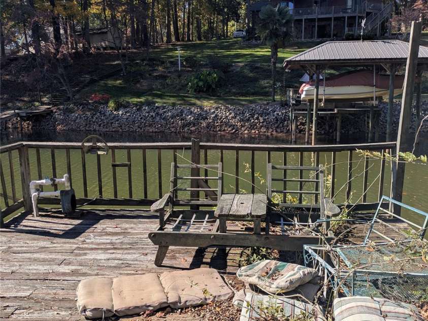 137 Hideaway Lane, Mooresville, NC 28117.  MLS# CAR4313154, YatesRealty ID 3876. 