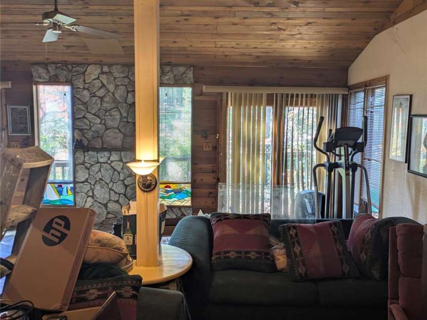 137 Hideaway Lane, Mooresville, NC 28117.  MLS# CAR4313154, YatesRealty ID 3876. 