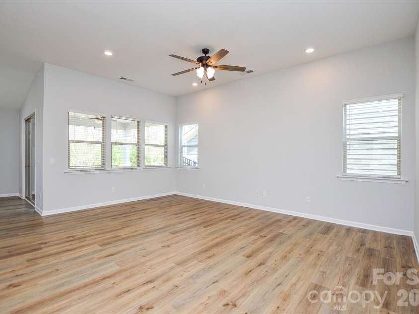 563 Rustlewood Way, Rock Hill, SC 29732.  MLS# CAR4356087, YatesRealty ID 3876. 