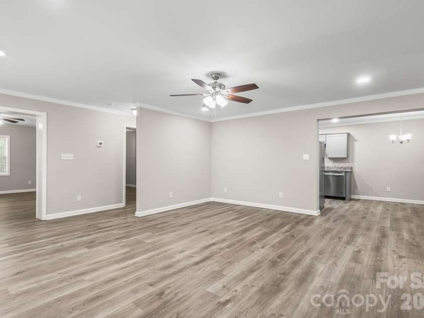 2376 US 321 Highway, Newton, NC 28658.  MLS# CAR4402152, YatesRealty ID 38763. 