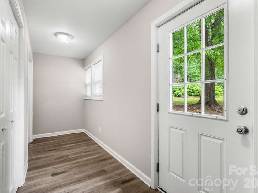 2376 US 321 Highway, Newton, NC 28658.  MLS# CAR4402152, YatesRealty ID 38763. 