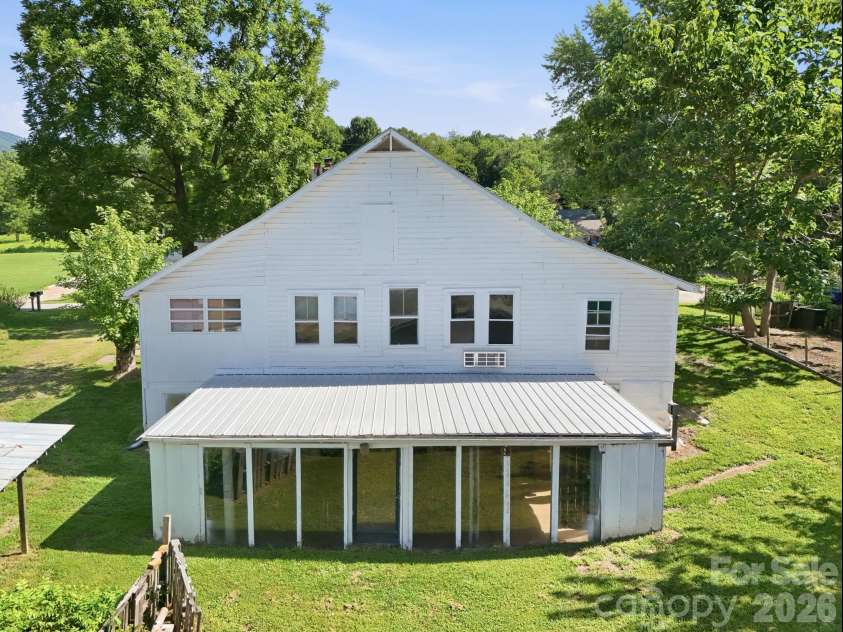114 Old State Ten Road, Black Mountain, NC 28711.  MLS# CAR4405716, YatesRealty ID 38764. 