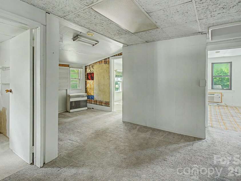 114 Old State Ten Road, Black Mountain, NC 28711.  MLS# CAR4405716, YatesRealty ID 38764. 