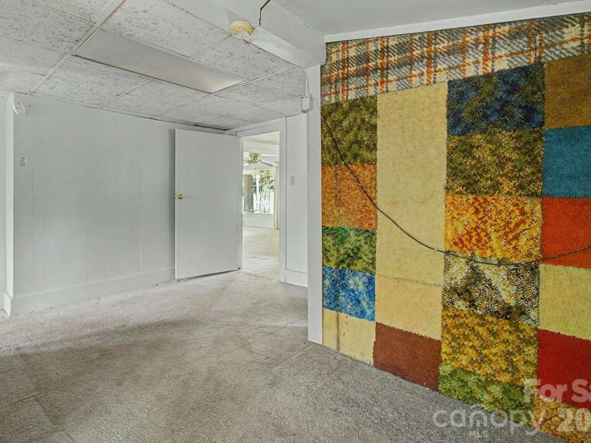 114 Old State Ten Road, Black Mountain, NC 28711.  MLS# CAR4405716, YatesRealty ID 38764. 