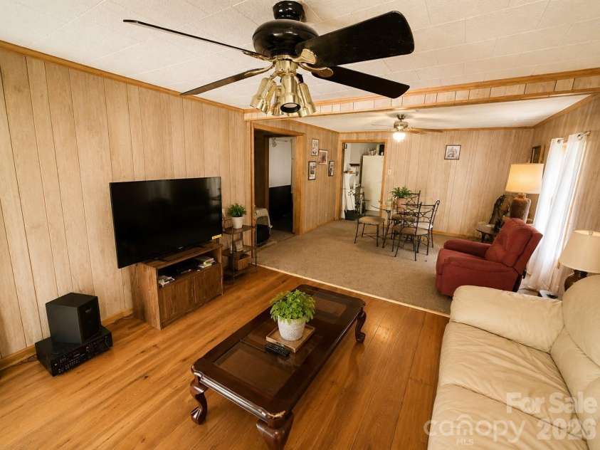 312 Miller Avenue, Statesville, NC 28677.  MLS# CAR4401804, YatesRealty ID 38766. Virtually Edited