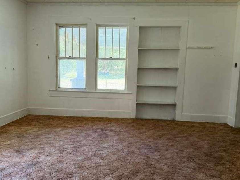 480 Hawkins Road, Union, SC 29379.  MLS# CAR4399280, YatesRealty ID 38768. 
