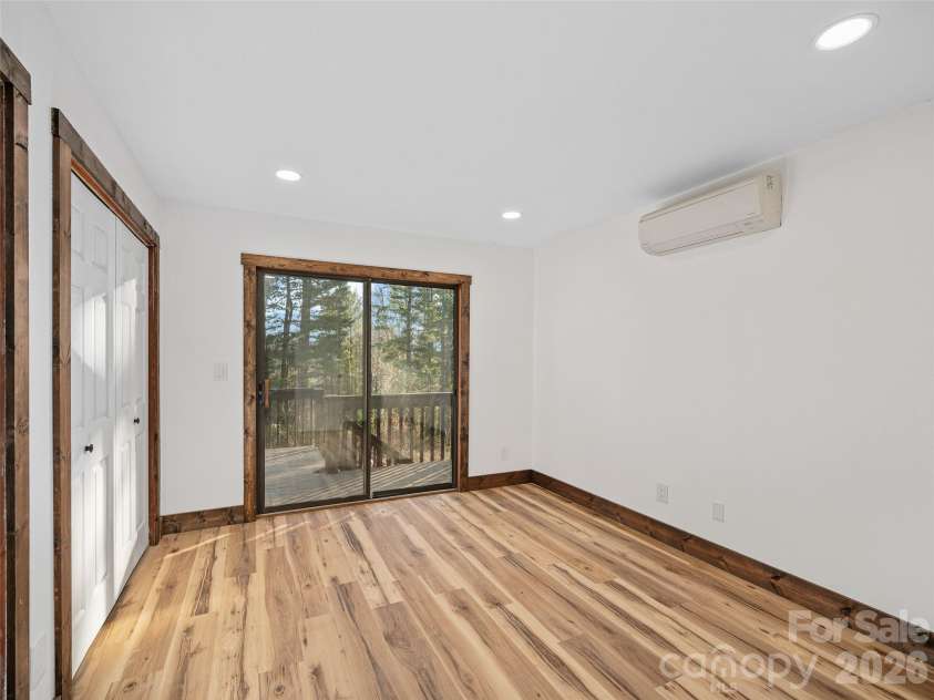 139 Church Street, Burnsville, NC 28714.  MLS# CAR4332497, YatesRealty ID 3877. 