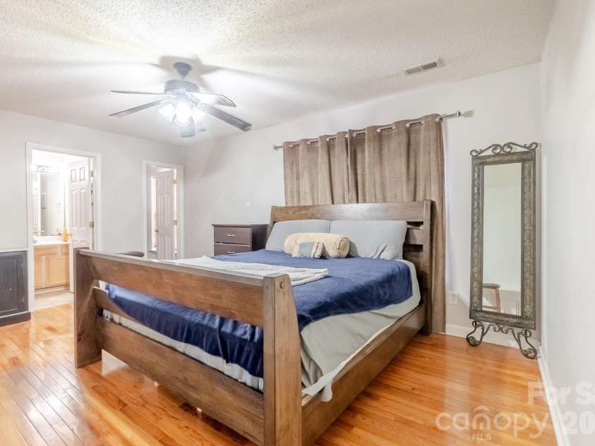 1543 Tuckers Glenn Drive, Rock Hill, SC 29732.  MLS# CAR4405907, YatesRealty ID 38770. 