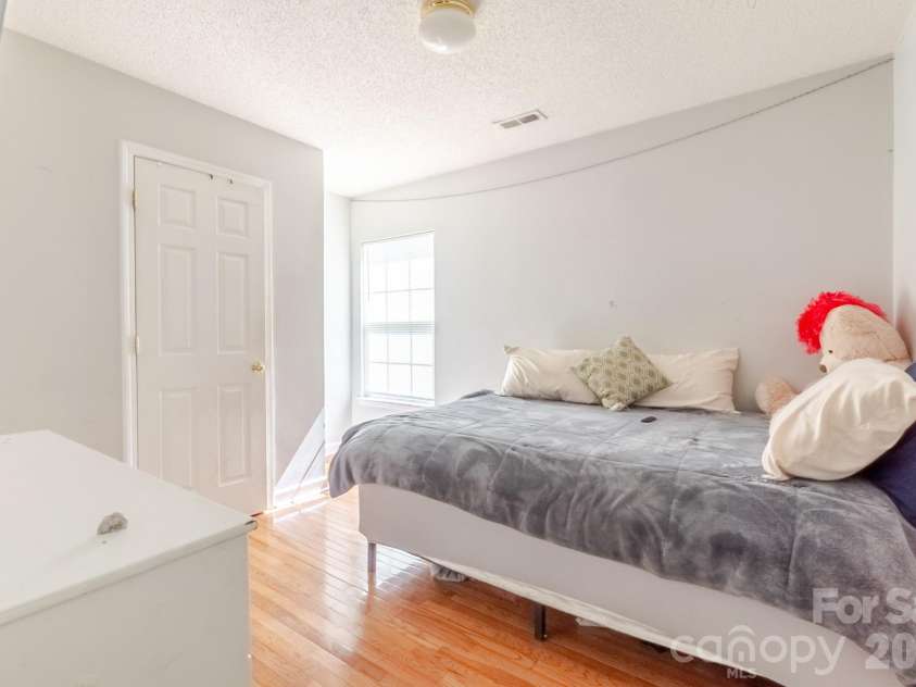 1543 Tuckers Glenn Drive, Rock Hill, SC 29732.  MLS# CAR4405907, YatesRealty ID 38770. 